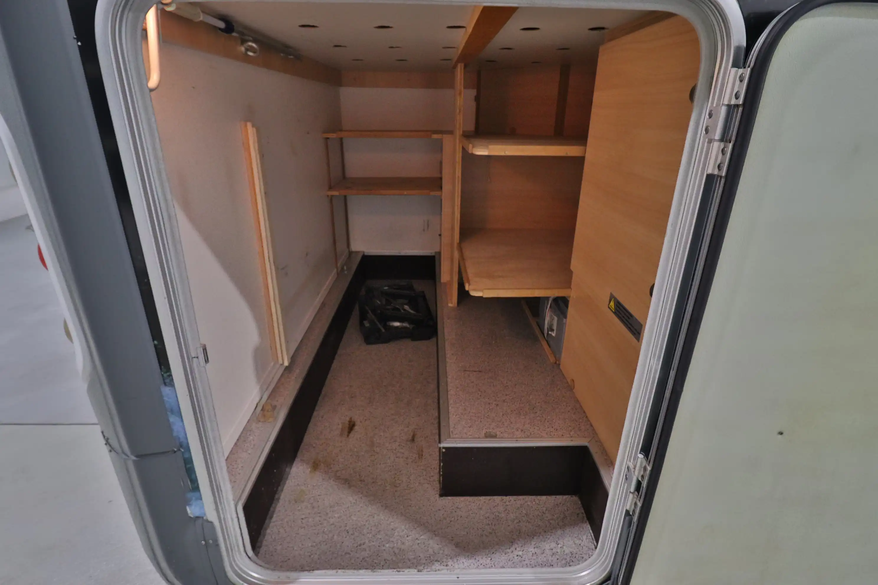  KNAUS VAN TI 550 MD